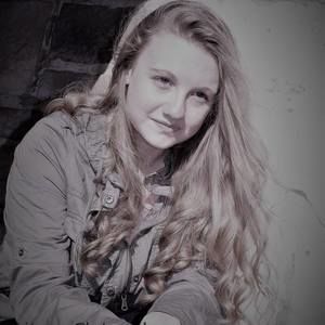 Meet your Posher, Ella